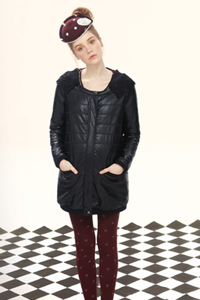 38�ܺ�ɫ���L������