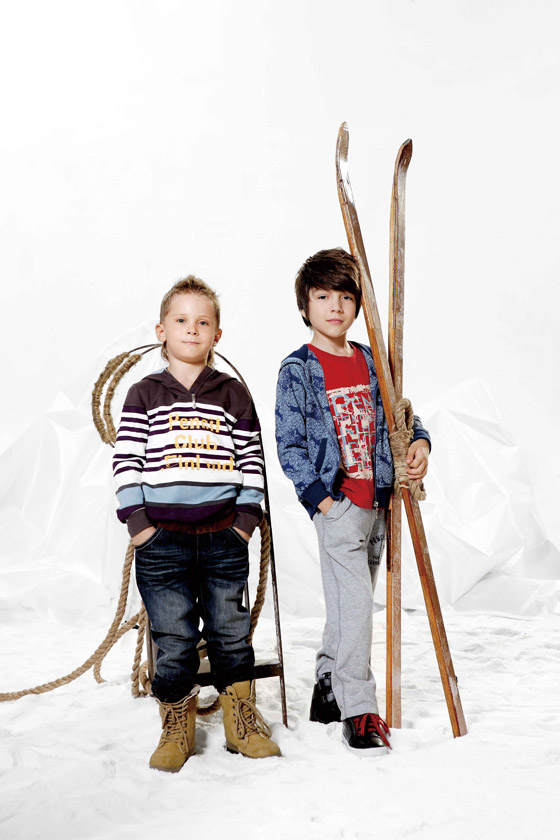 鉛筆俱樂部簡(jiǎn)約時(shí)尚童裝