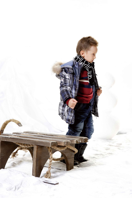 �U�P�㘷(l��)���{(l��n)ɫ���Ӷ������