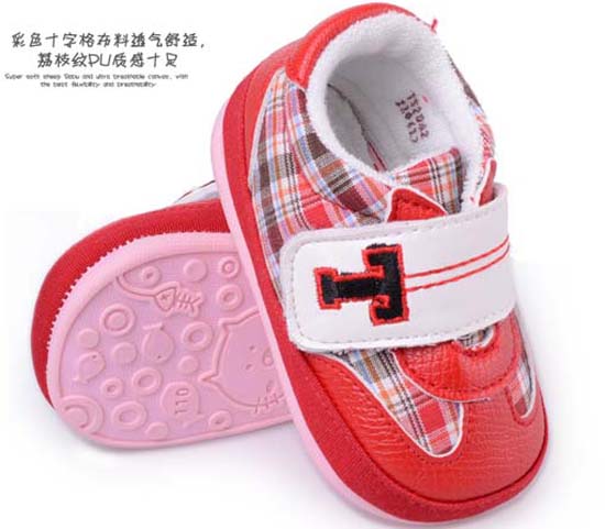 ��ʹ֮?hu��)���Ӳ�͸͸��PU�냺�W(xu��)��Ь�tɫ