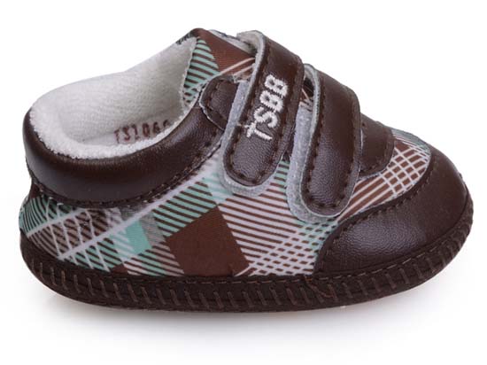 ��ʹ֮���Ứ��+PU�׃��W��Ь��ɫ