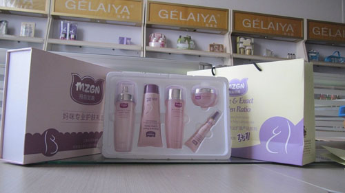 拇指姑娘媽咪專(zhuān)用護(hù)膚禮盒