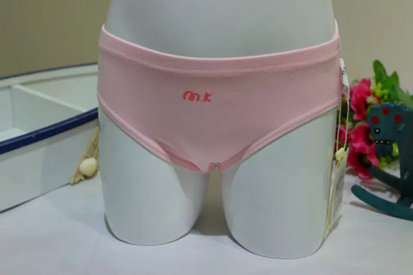 10 ơơС�~�y�x��Ůͯ������(n��i)ѝ��ɫ