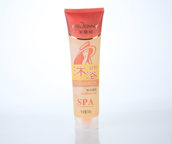 米蘭妮沐浴總管凈白去角質(zhì)浴露海馬精華SPA .jpg