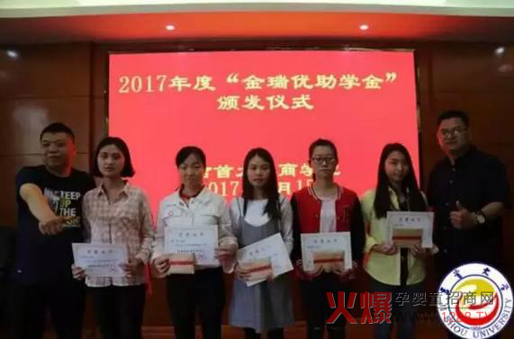 20λ��������(y��u)�������ߣ�20�w�ж�������