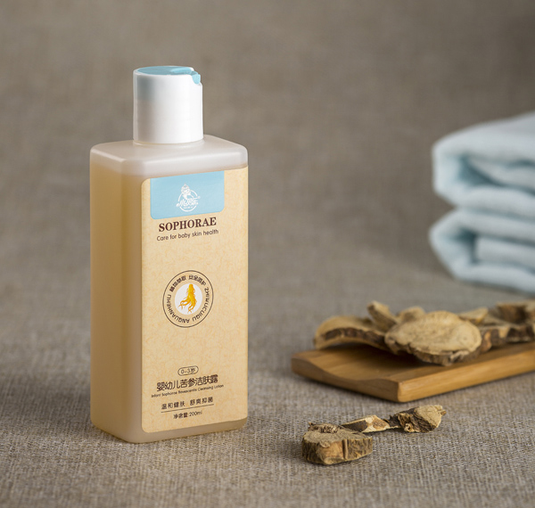 小貝樂(lè)嬰幼兒苦參潔膚露