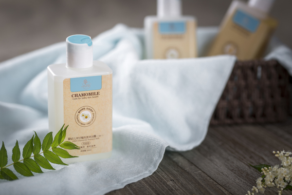 小貝樂(lè)嬰幼兒洗發(fā)沐浴二合一