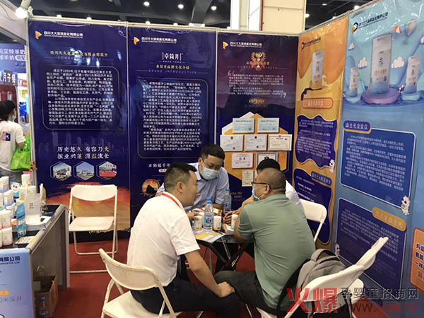 �v�棡׿Ͳ������Ԫ�}���ǽ��������R��ĸ���Ј�ȫ�հף�����ʳƷ���L(f��ng)����