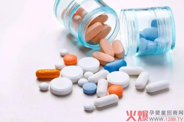 Louver�R���m������؛|�^(gu��)�꺦�º��ӷeʳ���W(xu��)��(hu��)�@�����p�ɑ�(y��ng)��(du��)