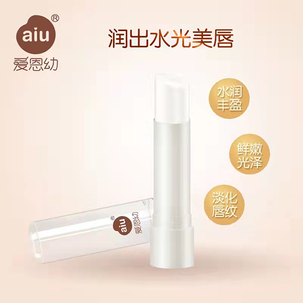 愛(ài)恩幼滋養(yǎng)保濕唇膏