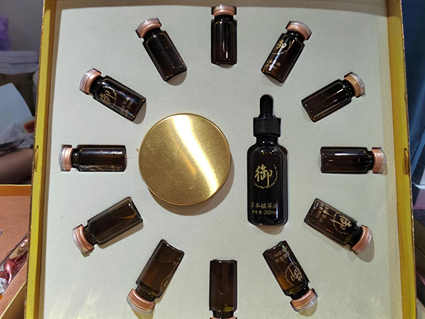 精油套盒系列.jpg 精油套盒系列.jpg