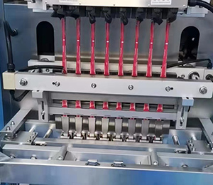  ���̶��ЙC