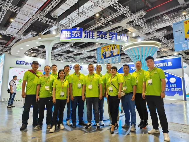 珍紐倍“問(wèn)道”胖東來(lái) (6).jpg 珍紐倍“問(wèn)道”胖東來(lái) (6).jpg