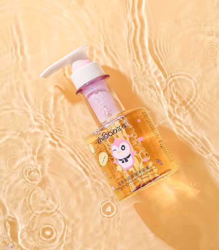 芷葆嬰童凈潤(rùn)親膚沐浴油1.jpg