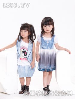 �N����Ůͯ���e�b