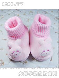 �����ɫ�냺Ь