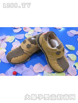 �Ϙ�(l��)��ͯЬУ�@��(j��ng)�����S��ɫ