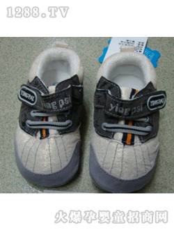 ���Ȱ�ɫ�냺Ь