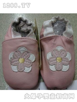 �ú��ӷ�ɫ�仨����Ь