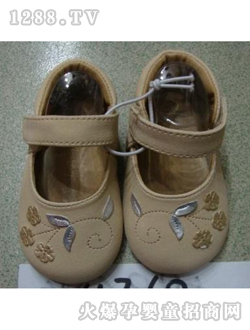 ���뷿��ɫ�񻨌���Ь