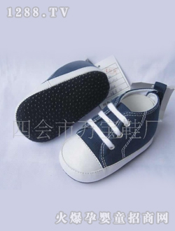 �ؐ���{(l��n)ɫ��ͯЬ