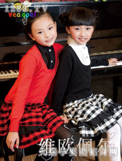 �S�W�堖�r��Ůͯ�b