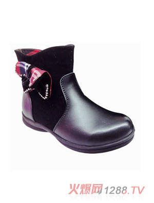 �ȱ��ҿɐ�СƤЬ