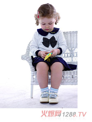 ���˷�2012���b��ɫ���b