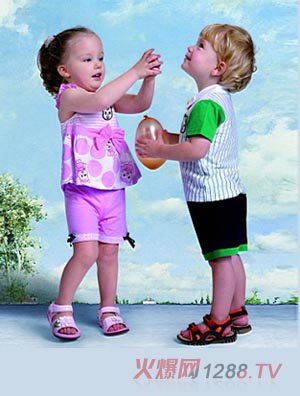 ���˷�2012���b��Ů���b