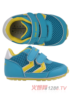 ����ʿBB��ǰЬ�Gɫ�\(y��n)��(d��ng)Ь