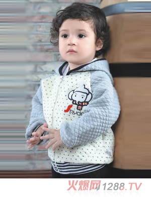 ʥ��u��ͯ��ñ��ɫ���c���b