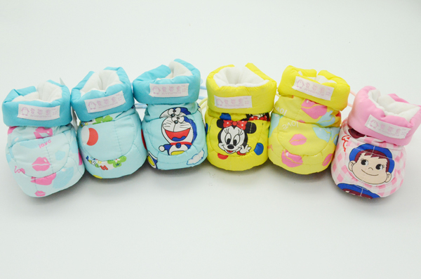 愛(ài)嬰童學(xué)步鞋卡通